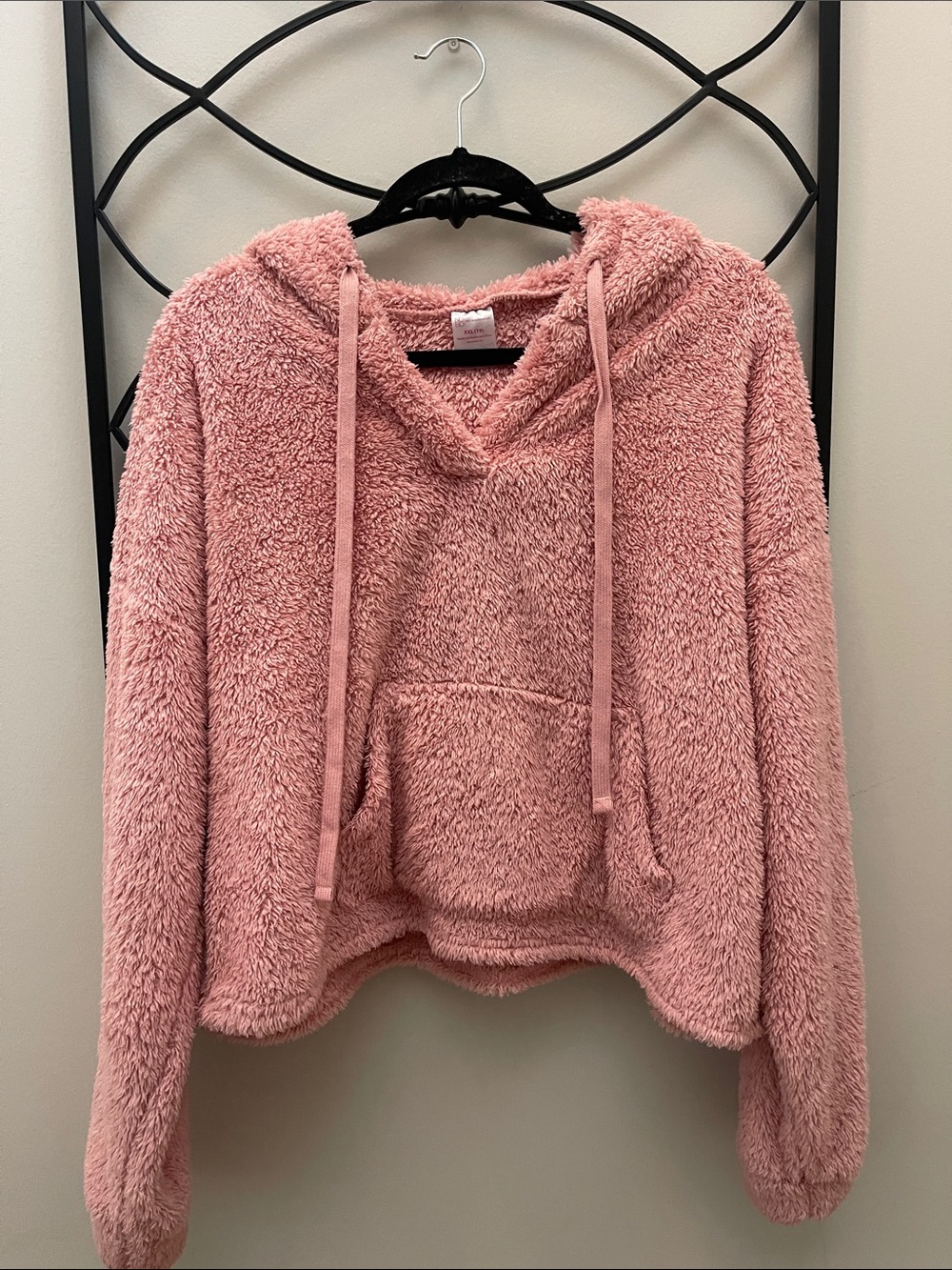 Plush Pink Hooded Fuzzy Pullover - Women's Cozy Hoodie